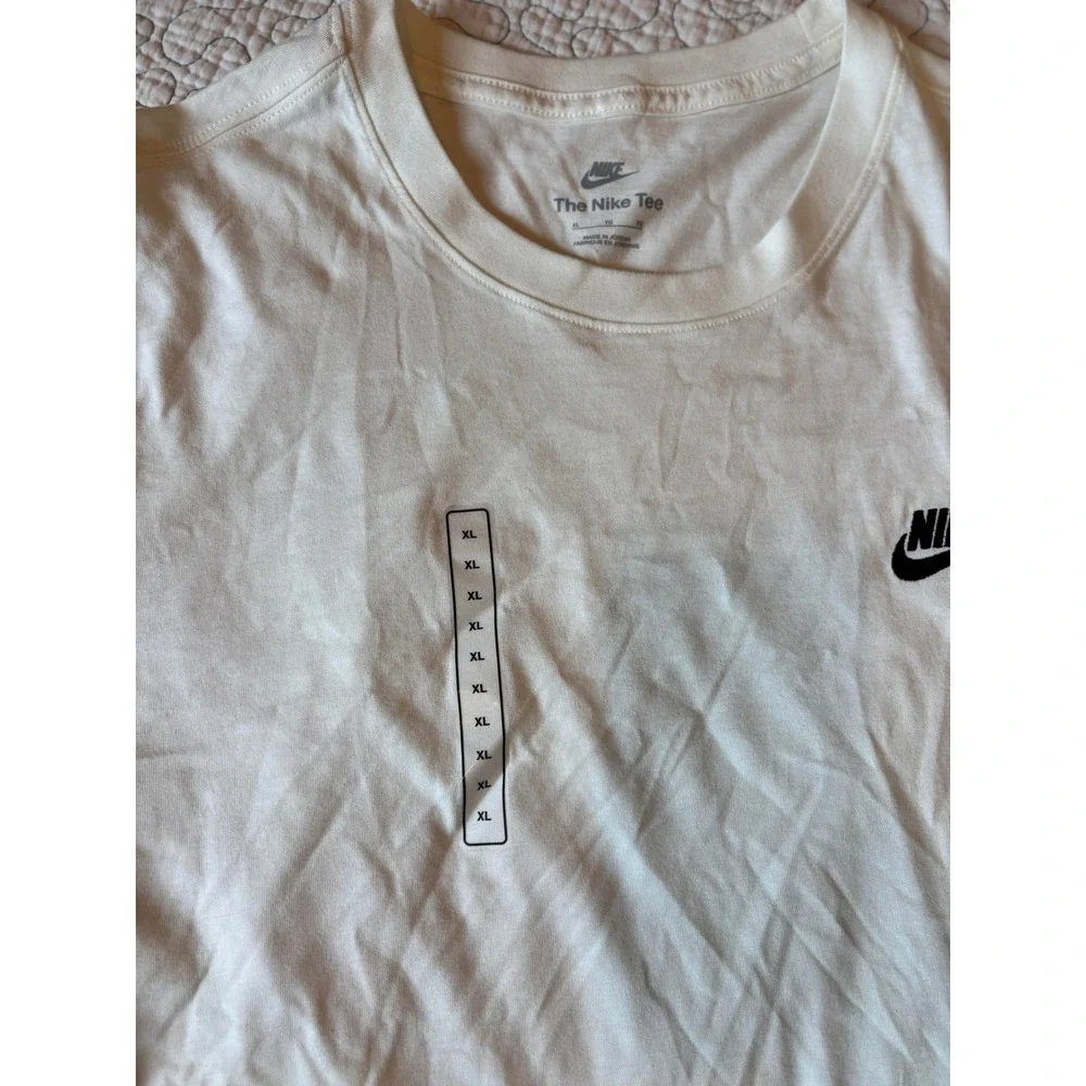 Nike Logo T-Shirt Mens Size XL White With Black Logo